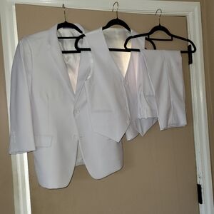 Boys White Suit Set- 3 Pc